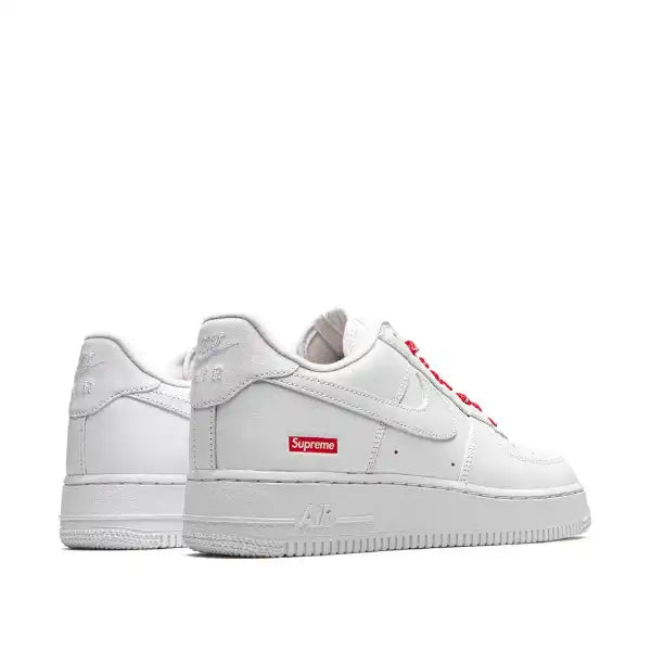 Nike Air Force One x Supreme White