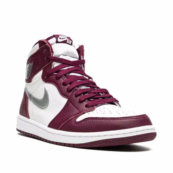 Jordan 1 Retro High OG Bordeaux