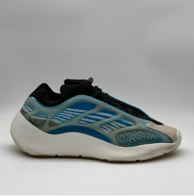 Yezzy Boost 700