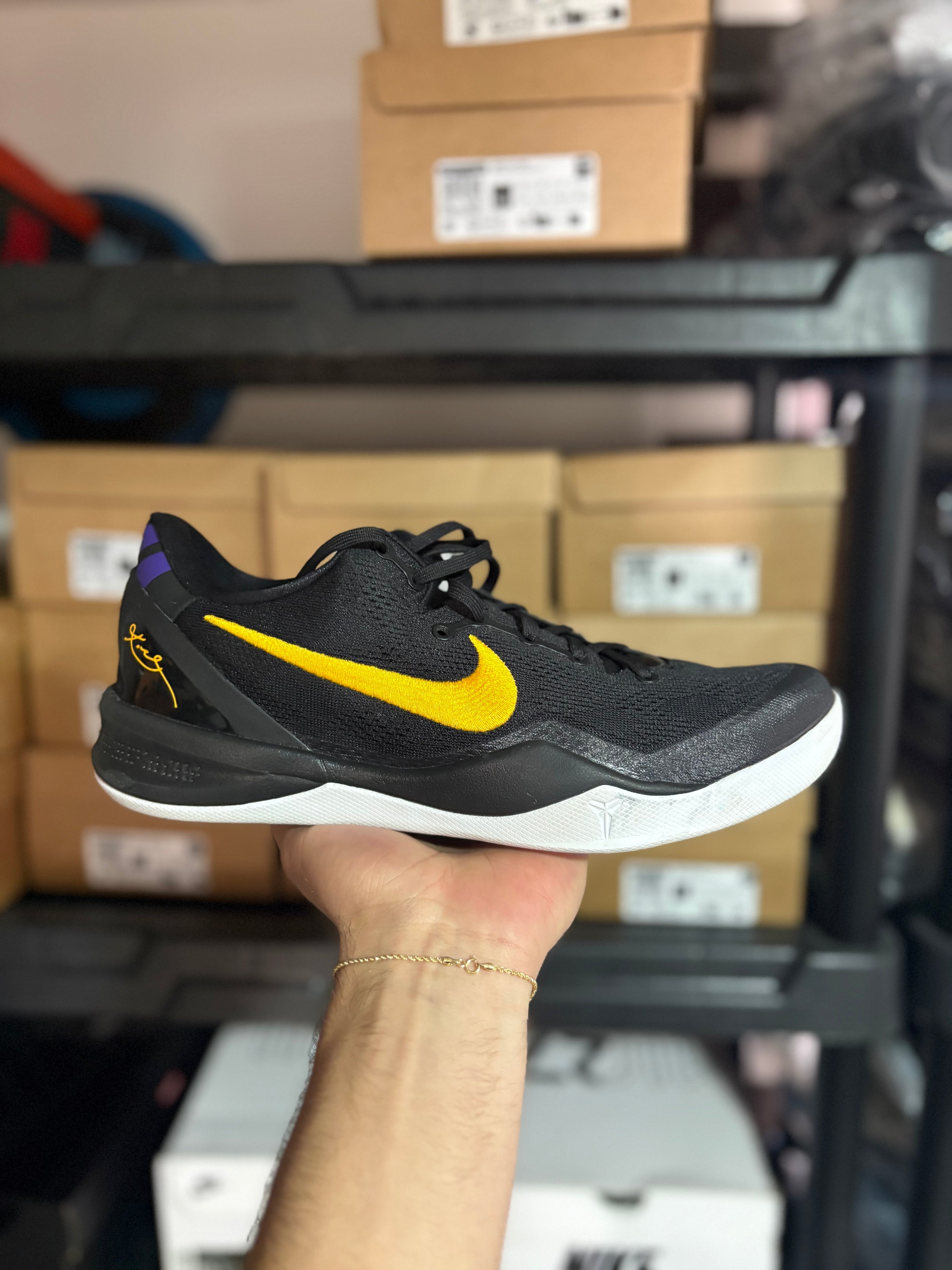Kobe Vlll Protro