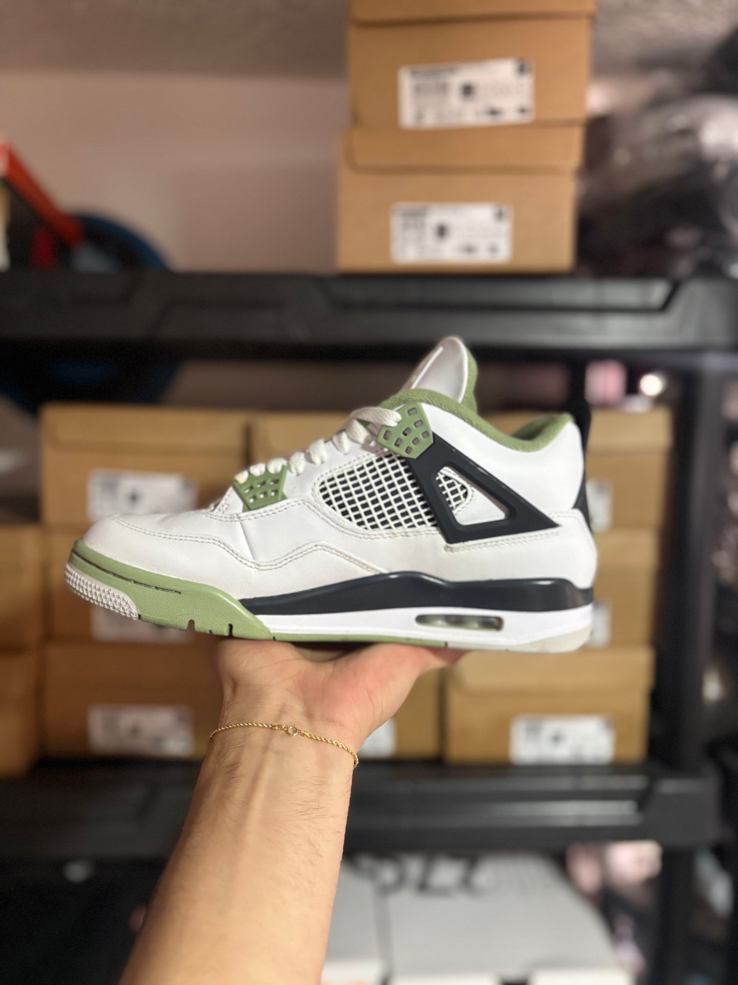Air Jordan 4 Retro