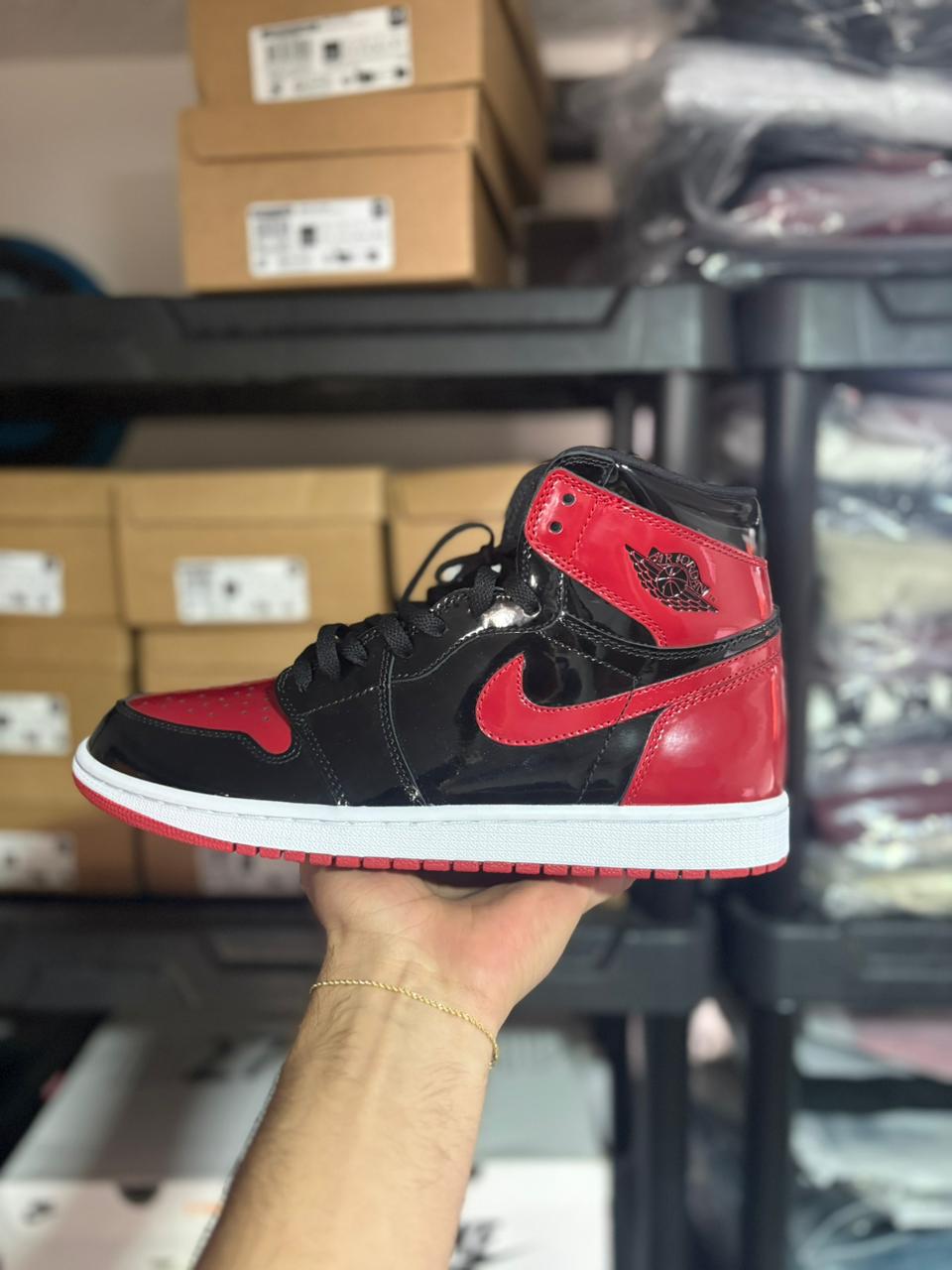 Jordan 1 Retro Og Mid PRELOVED