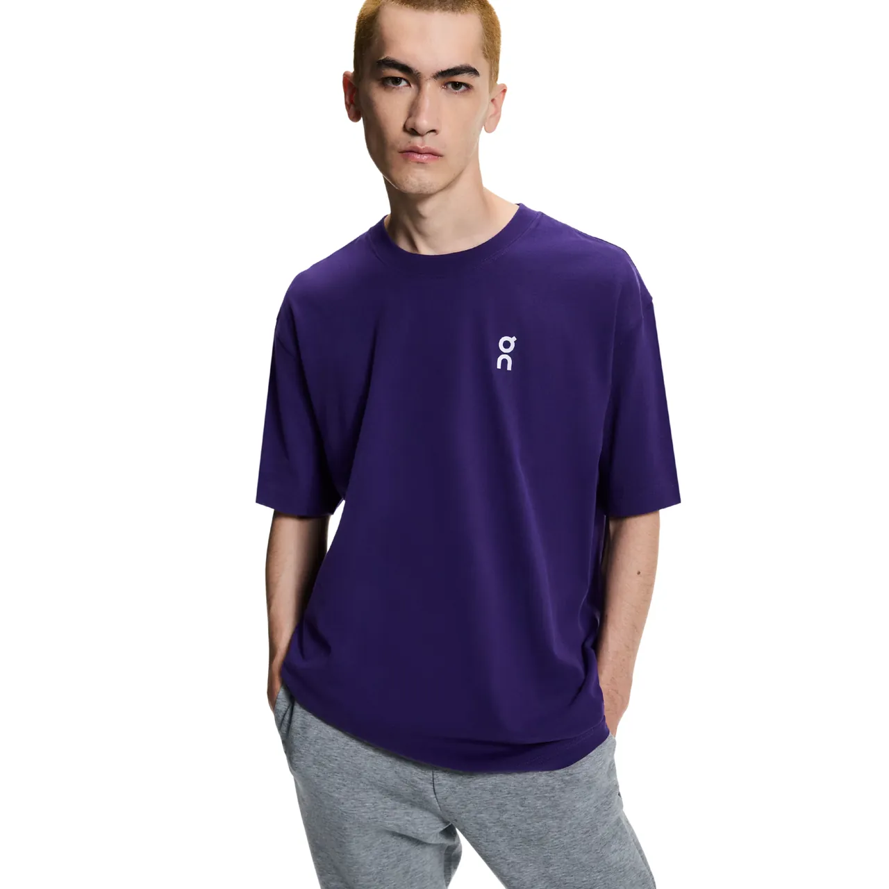 Fear of God Essentials On Cloud Club-T Morada, foto 1